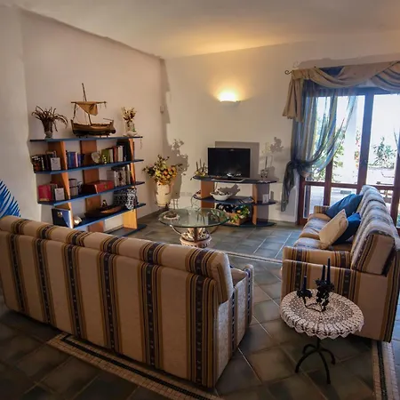 Vakantiehuis By The Sant'Andrea (Sardinia)